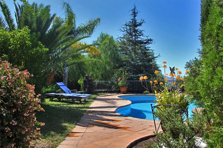 Villa_Torres_Pool+Garten